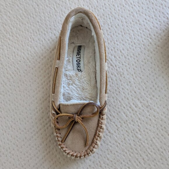 Minnetonka Suede Cally Slippers - Picture 3 of 8